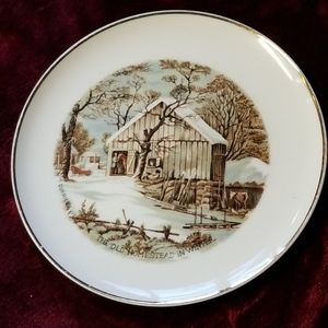 Barn scene 6.5" decorative plate